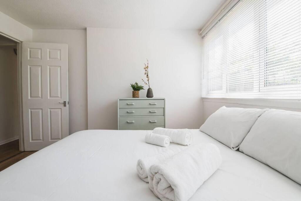 Stylish & Tranquil Flat With Excellent Connections Apartment London Exterior photo